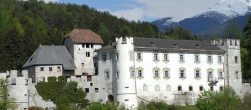 Casteldarne,il castello di Ehrenbourg