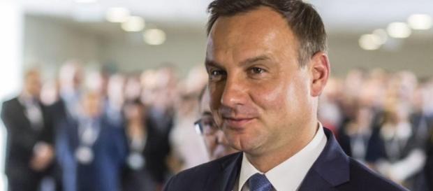 Prezydent podpisał ustawę o TK Prezydent podpisał ustawę o TK