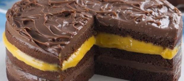 Receita é simples e incrível, trufado de maracujá e chocolate Receita é simples e incrível, trufado de maracujá e chocolate