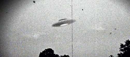 Radar militari avrebbero intercettato UFO