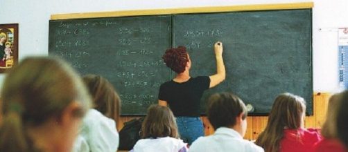 Ultime notizie scuola, lunedì 4 luglio 2016: bonus premiale rifiutato dai docenti di Senigallia