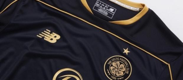 Le nouveau maillot extérieur des Celtic Glasgow pour la saison 2016 - 2017 Le nouveau maillot extérieur des Celtic Glasgow pour la saison 2016 - 2017