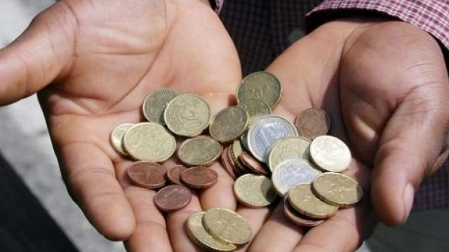 Scuola, i dati della Corte dei Conti e la 'povert&agrave;' dei docenti