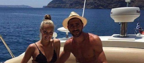 Graziano Pellè sullo yacht con la fidanzata Viki Varga