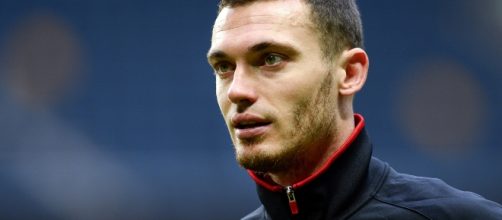 La Roma ha chiuso per Vermaelen: prestito con obbligo di riscatto