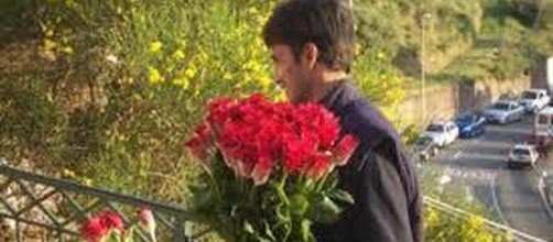 San Benedetto del Tronto: malmenati due venditori di rose bengalesi 'non conoscono il Vangelo'