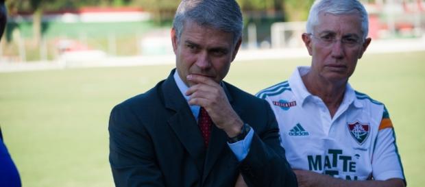 Diretoria do Fluminense já planeja construir estádio próprio Diretoria do Fluminense já planeja construir estádio próprio
