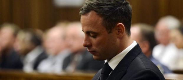 Oscar Pistorius ha sido condenado a 6 años de cárcel Oscar Pistorius ha sido condenado a 6 años de cárcel