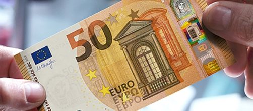 La Banca centrale europea presenta la nuova 50 euro