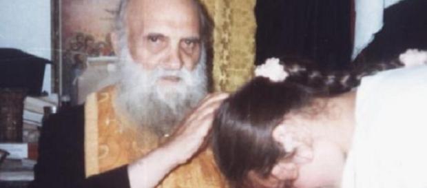 Canonul părintelui Ilarion Argatu care ajută celor care nu se căsătoresc Canonul părintelui Ilarion Argatu care ajută celor care nu se căsătoresc