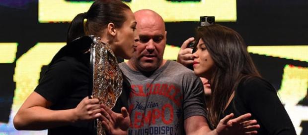 Claudia Gadelha enfrentará Joanna Jedrzejczyk nessa sexta-feira (08). Claudia Gadelha enfrentará Joanna Jedrzejczyk nessa sexta-feira (08).