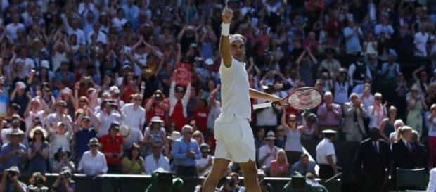 Federer se impuso luego de que su rival desperdicie tres match points Federer se impuso luego de que su rival desperdicie tres match points