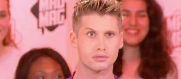 Petit problème de botox pour Benoit ! Petit problème de botox pour Benoit !