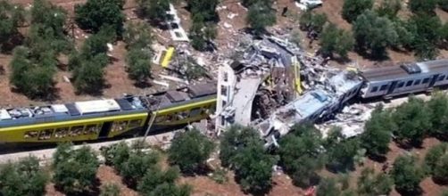 La terribile strage dei treni avvenuta in Puglia