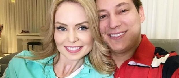 Pastora Bianca Toledo acusa o marido de pedofilia Pastora Bianca Toledo acusa o marido de pedofilia