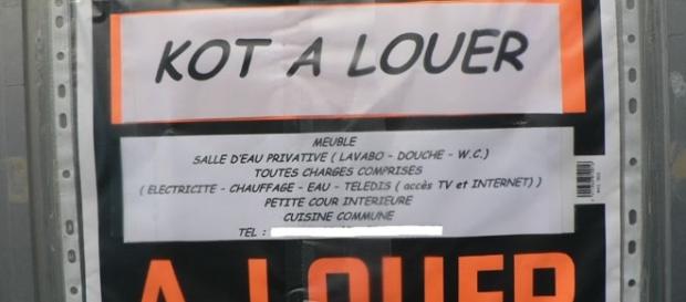 Affiche d'une chambre d'étudiant à louer à Bruxelles Affiche d'une chambre d'étudiant à louer à Bruxelles