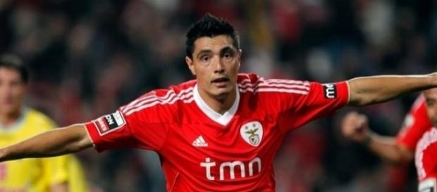 Cardozo não quer jogar no Sporting Cardozo não quer jogar no Sporting