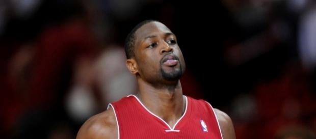 Dwyane Wade, deja su equipo de toda la vida para irse al equipo de su ciudad natal Dwyane Wade, deja su equipo de toda la vida para irse al equipo de su ciudad natal
