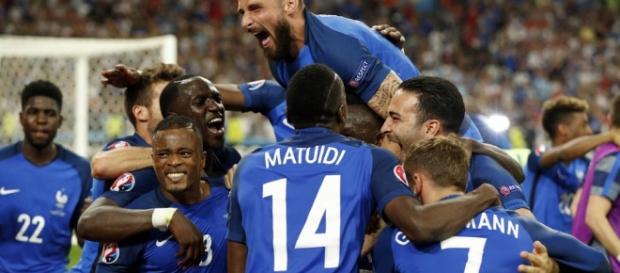 Equipe de France de Football - Equipe de France de Football -