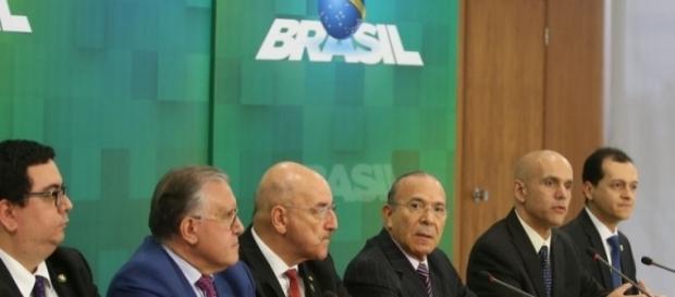 Governo anuncia revisão de todas as aposentadorias por invalidez e de auxílios-saúde Governo anuncia revisão de todas as aposentadorias por invalidez e de auxílios-saúde