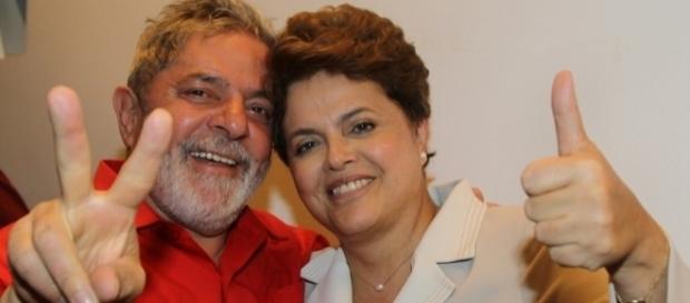 Lula e Dilma estão com plano para voltar ao poder Lula e Dilma estão com plano para voltar ao poder