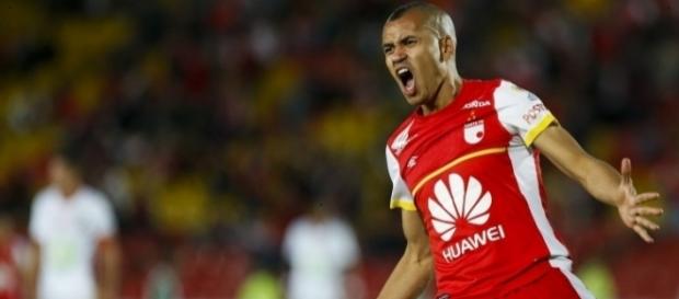 Sérgio Otálvaro, do Santa Fe, pode ser o novo reforço do Corinthians. Sérgio Otálvaro, do Santa Fe, pode ser o novo reforço do Corinthians.