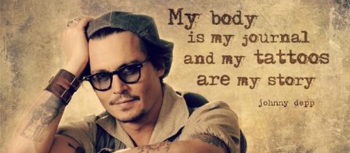O ator e guitarrista Johnny Depp possui mais de 35 tatuagens