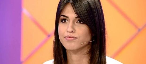 Sofía sigue enamorada de Hugo y podría irse. Sofía sigue enamorada de Hugo y podría irse.