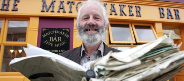 Willie Daly e seu centenário livro mágico Willie Daly e seu centenário livro mágico