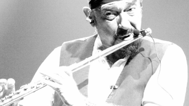 Ian Anderson, il pifferaio magico dei Jethro Tull.