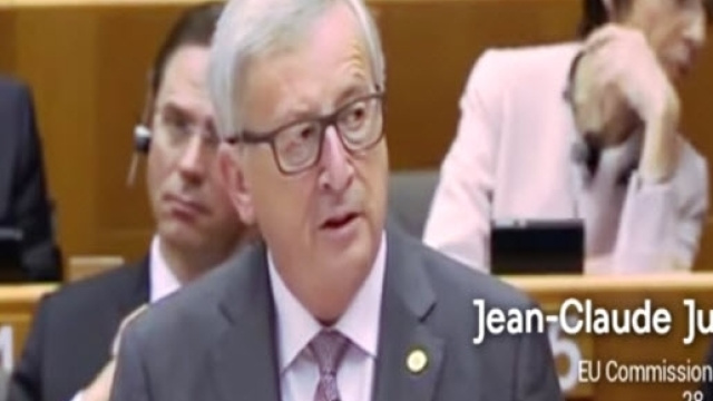 Junker avrebbe menzionato gli alieni