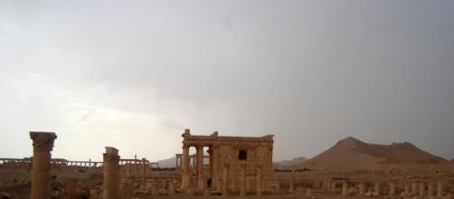 All'ombra del sito archeologico di Palmira la partita di calcio tra giovani non piu' sotto scacco dell'Isis