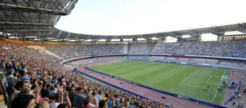 Lo stadio San Paolo stasera palcoscenico di Napoli - Nizza.