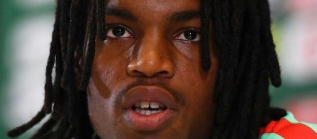 A idade de Renato Sanches é novamente notícia A idade de Renato Sanches é novamente notícia
