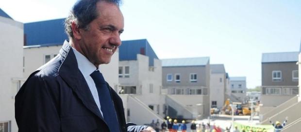 Scioli salió al cruce de la denuncia de Carrío Scioli salió al cruce de la denuncia de Carrío