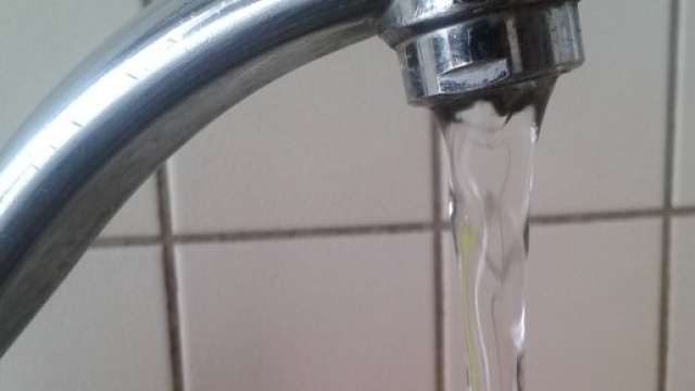 L'acqua torna potabile a Caltanissetta