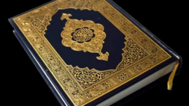 Versetto del Corano letto in cattedrale, a Bari