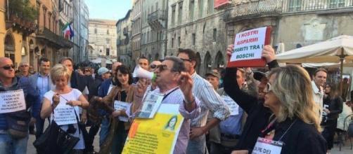 Un'immagine della contestazione al Ministro a Perugia