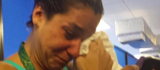 Joanna Maranhã chora após prova Joanna Maranhã chora após prova