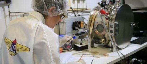 O ITA tem vários cursos para quem deseja trabalhar no setor aeroespacial. O ITA tem vários cursos para quem deseja trabalhar no setor aeroespacial.