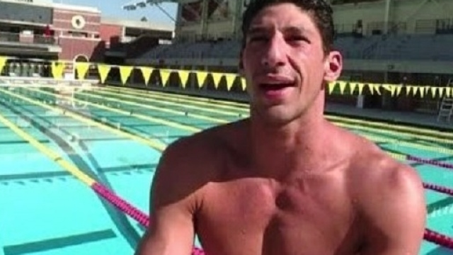 Azad Al-Barazi, nuotatore, &egrave; uno dei sette atleti della delegazione siriana a Rio.