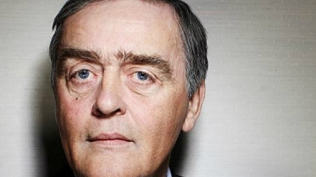 L'eredità di Gerard cavendish Grosvenor, terzo uomo più ricco d'Inghilterra, passerà nelle mani del figlio Hugh di soli 25 anni.