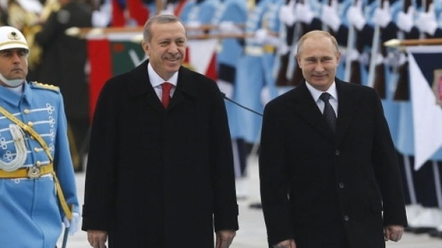 Vladimir Putin ha ricevuto Recep Erdogan a San Pietroburgo