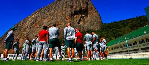 Na Urca, Flu deu continuidade à sua preparação para domingo (Foto: Divulgação / FFC) Na Urca, Flu deu continuidade à sua preparação para domingo (Foto: Divulgação / FFC)