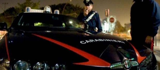 Carabinieri au avut de furcă cu un refugiat Carabinieri au avut de furcă cu un refugiat