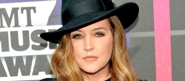 Lisa Marie Presley Checks Into Rehab for Pill Addiction - Us Weekly - usmagazine.com Lisa Marie Presley Checks Into Rehab for Pill Addiction - Us Weekly - usmagazine.com