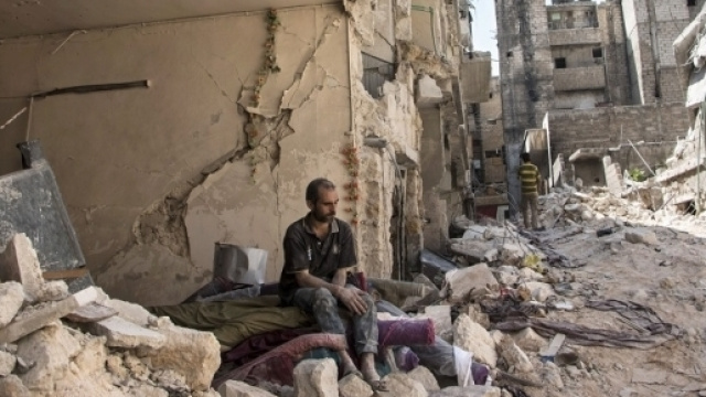 Al-Chehai: &laquo;Aleppo saccheggiata da Isis e Turchia&raquo; - lettera43.it