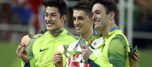 Diego Hypolito e Arthur Nory são medalhistas olímpicos Diego Hypolito e Arthur Nory são medalhistas olímpicos