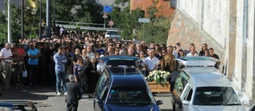 I funerali dei du fratelli Caddori si sono svolti ad Arzana.