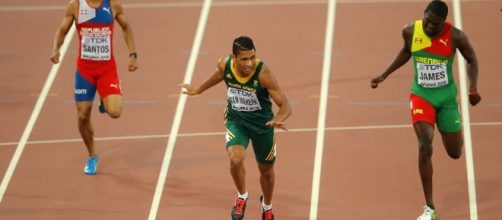 Oro olimpico e record del mondo per il sudafricano